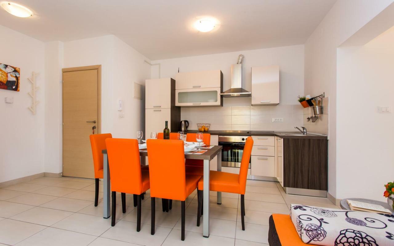 Apartments Matea I Башка Экстерьер фото