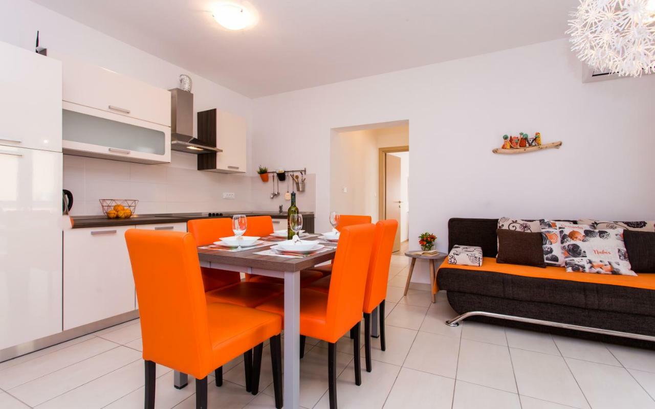 Apartments Matea I Башка Экстерьер фото