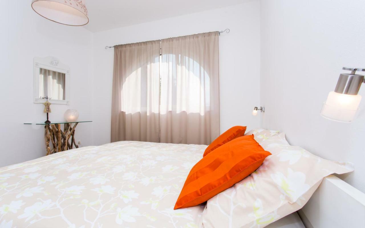 Apartments Matea I Башка Экстерьер фото